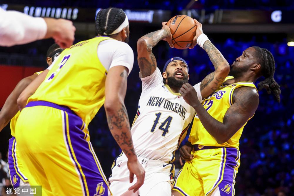 以其狂热的 以其狂热的